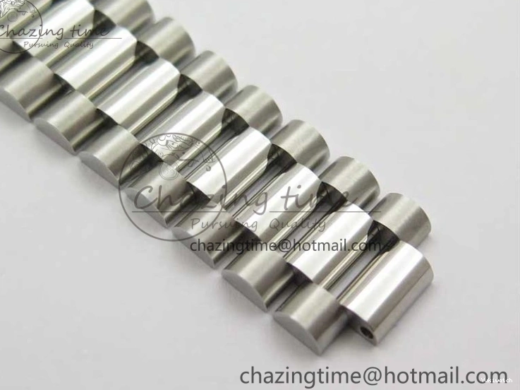 on SS SS Dial Day-Date Dial Green 904 New Markers Bracelet A2836 228239 Version BP 40mm President Stick 0313